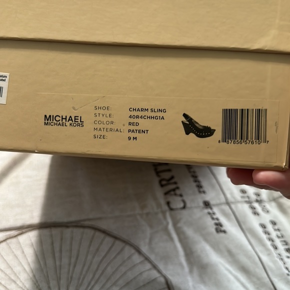 Micheal Kors Charm - Picture 8 of 8